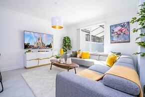 4Bd Private Pool w Free Waterpark Close Disney