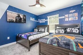 4Bd Private Pool w Free Waterpark Close Disney
