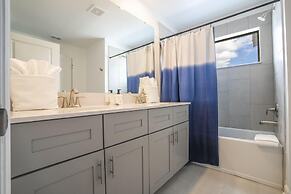 Magnificient 4Bd w Pool Storey Lake Resort 2648