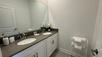 Free Waterpark 5Bd Close to Disney Private Pool