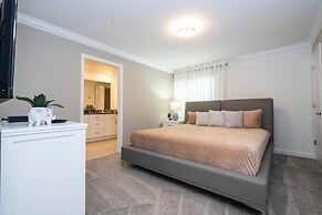 Free Waterpark 5Bd Close to Disney Private Pool