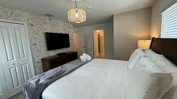 Free Waterpark 5Bd Close to Disney Private Pool