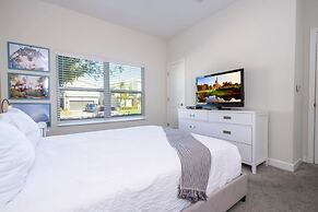 Gorgeous 4Bd w Pool Free Waterpark 428