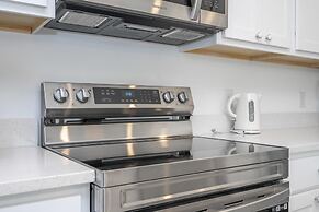 Charming 3Bd Close to Disney at Enclaves 745