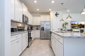 Gorgeous 5Bd w Pool at Windsor Island Resort 3882