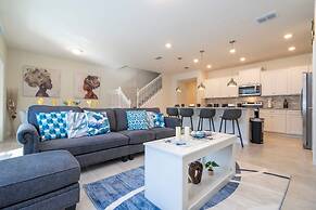 Gorgeous 5Bd w Pool at Windsor Island Resort 3882