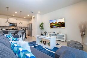 Gorgeous 5Bd w Pool at Windsor Island Resort 3882