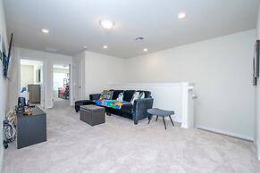 Gorgeous 5Bd w Pool at Windsor Island Resort 3882