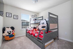 Gorgeous 5Bd w Pool at Windsor Island Resort 3882