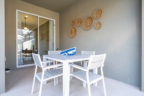 Stunning 5 Bd w Pool Storey Lake Resort 2653