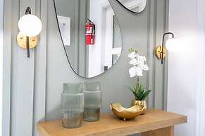 Stunning 5 Bd w Pool Storey Lake Resort 2653