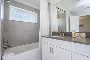 Stunning 4 Bd w Pool Storey Lake Resort 2613