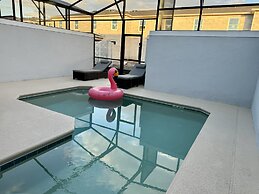 Stunning 4 Bd w Pool Storey Lake Resort 2613