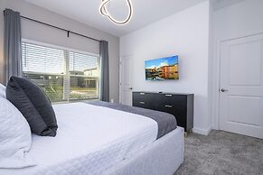 Stunning 4 Bd w Pool Storey Lake Resort 2613