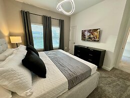 Stunning 4 Bd w Pool Storey Lake Resort 2613