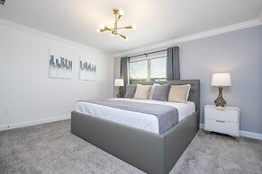 Stunning 4 Bd w Pool Storey Lake Resort 2613