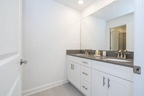 Stunning 4 Bd w Pool Storey Lake Resort 2613