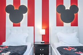 Stunning 4 Bd w Pool Storey Lake Resort 2613