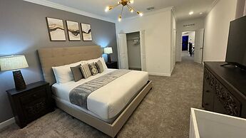 Stunning 5Bd w Pool Close to Disney at Champions Gate 8956