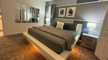 Stunning 5Bd w Pool Close to Disney at Champions Gate 8956