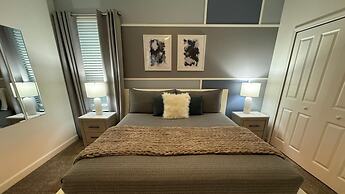 Stunning 5Bd w Pool Close to Disney at Champions Gate 8956