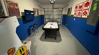 Stunning 5Bd w Pool Close to Disney at Champions Gate 8956