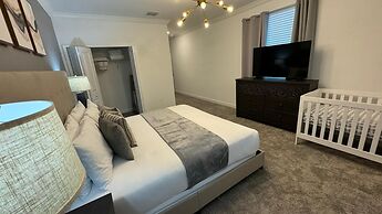 Stunning 5Bd w Pool Close to Disney at Champions Gate 8956