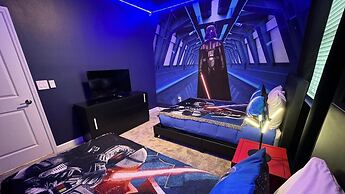 Stunning 5Bd w Pool Close to Disney at Champions Gate 8956