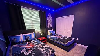 Stunning 5Bd w Pool Close to Disney at Champions Gate 8956