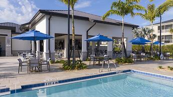 Stunning 5Bd w Pool Close to Disney at Champions Gate 8956