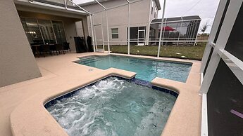 Stunning 5Bd w Pool Close to Disney at Champions Gate 8956