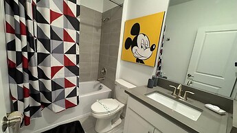 Stunning 5Bd w Pool Close to Disney at Champions Gate 8956