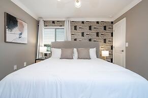 Stunning 4 Bd w Pool Storey Lake Resort 2400