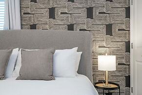 Stunning 4 Bd w Pool Storey Lake Resort 2400