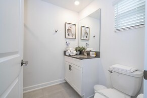 Stunning 4 Bd w Pool Storey Lake Resort 2400