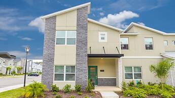 Stunning 4 Bd w Pool Storey Lake Resort 2400