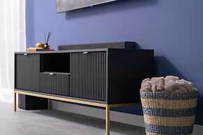 Parking & Wellness Zone by Renters