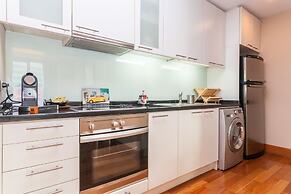 Serviced 2 Bed Skyvillas With View