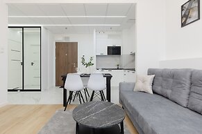 Apartment for Remote Work by Renters