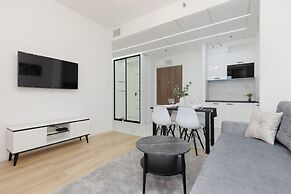 Apartment for Remote Work by Renters