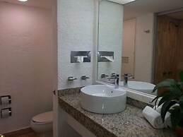 Cancun Studio Overlooking the Lagoon