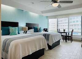 Cancun Studio Overlooking the Lagoon