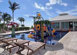 Cancun Studio Overlooking the Lagoon