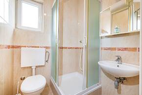 Studio Apartments Near Center 7