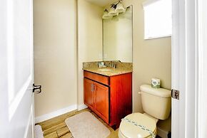 Bright & Cheery Vacation Villa-1638st 5 Bedroom Townhouse by RedAwning