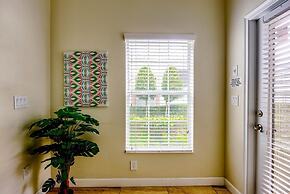 Bright & Cheery Vacation Villa-1638st 5 Bedroom Townhouse by RedAwning