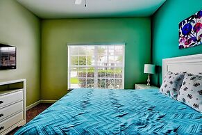 Bright & Cheery Vacation Villa-1638st 5 Bedroom Townhouse by RedAwning