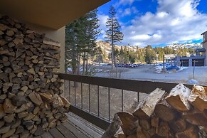 Luxury at Altitude Base Camp 2 Bedroom 2 Condo by RedAwning