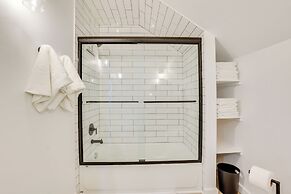 Family-friendly Donnelly Home w/ Private Hot Tub!