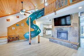 Near Lake Fork: Home w/ Fire Pit in Yantis!